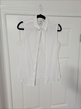 Brooks Brothers Women's NO IRON White Sleeveless Button-Down Collared Shirt